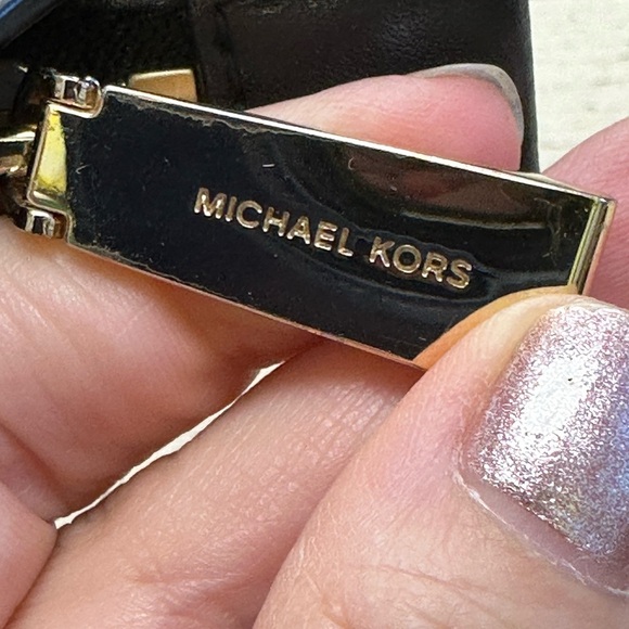 Michael Kors Pebbled Leather Black Tote Bag - Picture 9 of 10